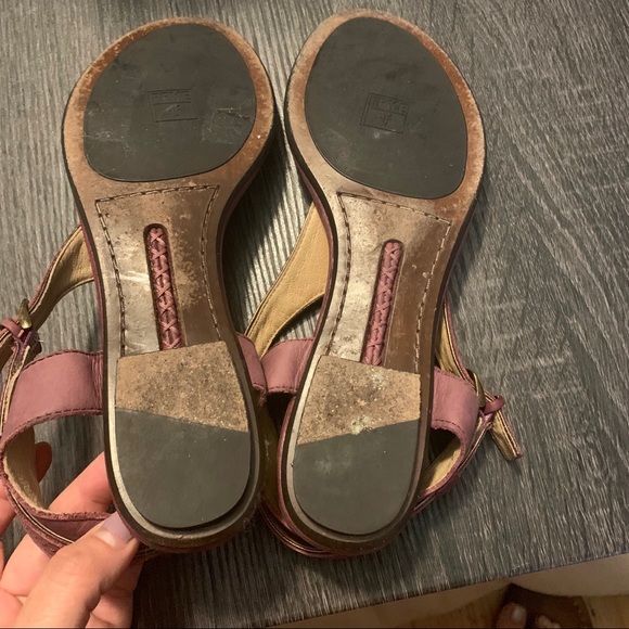 FRYE Laurel Plum Leather Thong Flat Sandals 9M - Picture 8 of 8